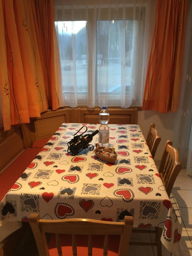 Haus Falke Saas-Grund Bagian luar foto